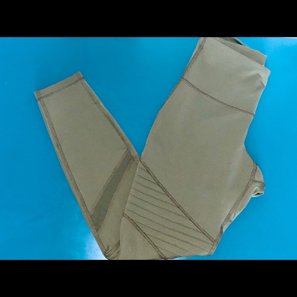 2 Pair Leggings Bundle: Old Navy & New Balance